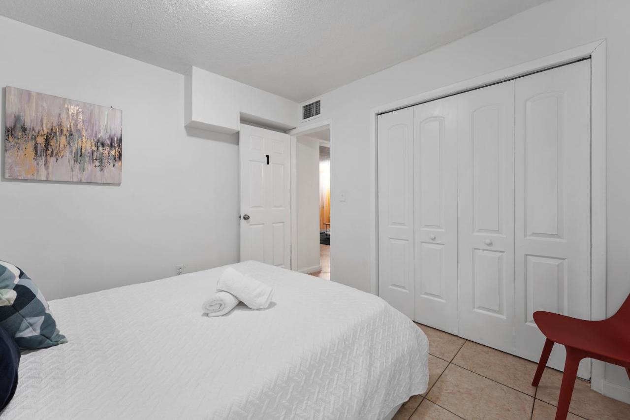 Vibrant 2 Bedroom Apt Near Brickell * Miami